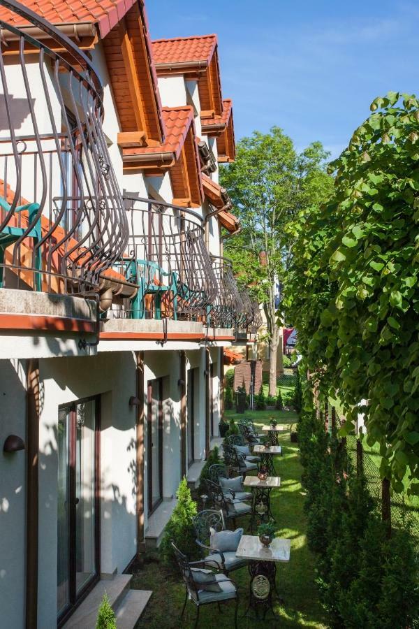 Апартаменты Na Bialej Реваль Экстерьер фото